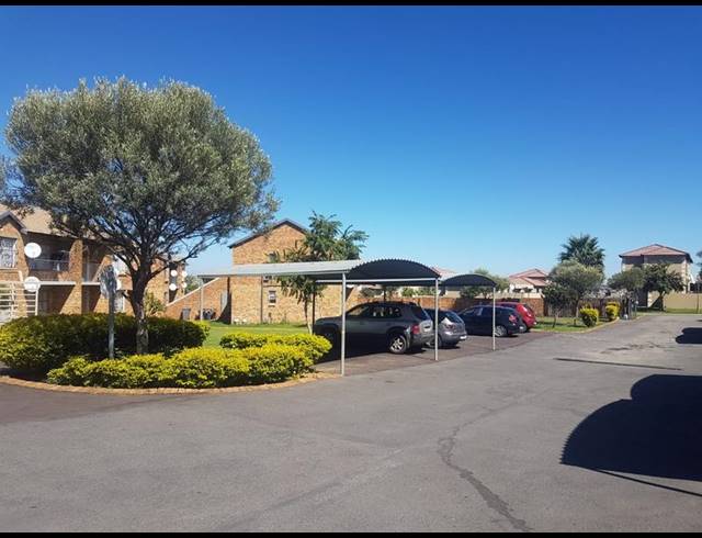 2 BEDROOM APARTMENT FOR SALE IN ARUNDO ESTATE